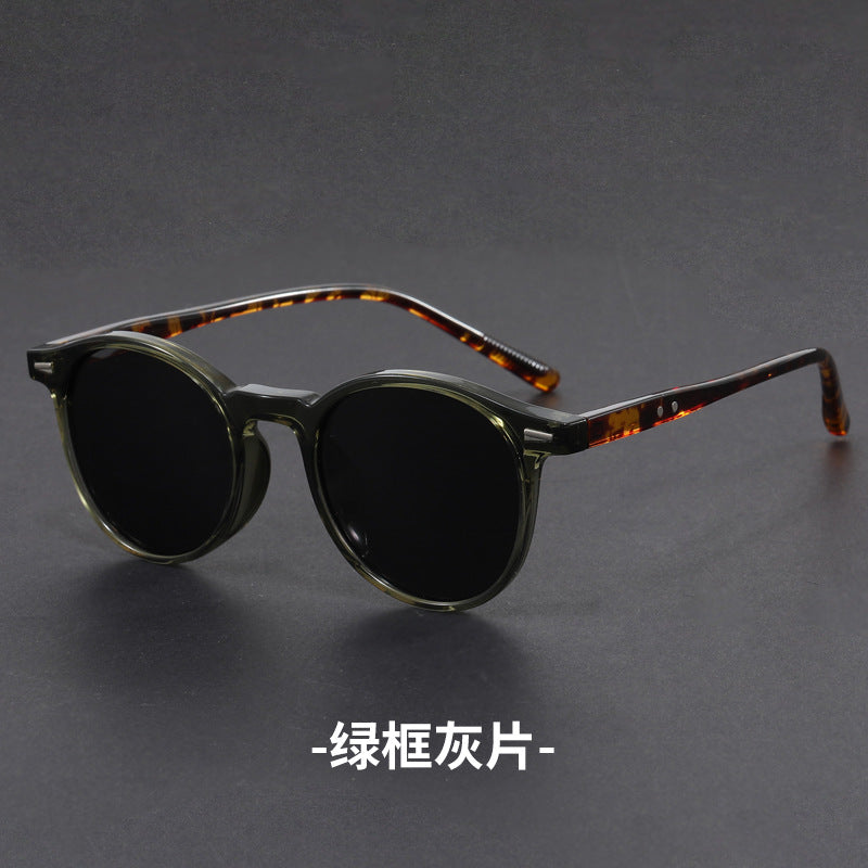 Retro Round Sunglasses with Tortoise Shell
